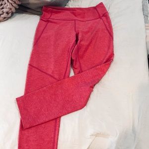 Outdoor Voices salmon colored thermal leggings size medium